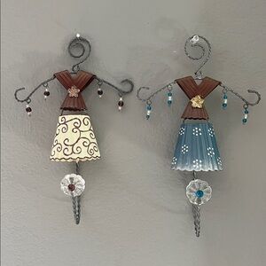 Jewelry Hooks Wired Crystal Knobs Cute Little Dresses in  metal Brown Teal Cream